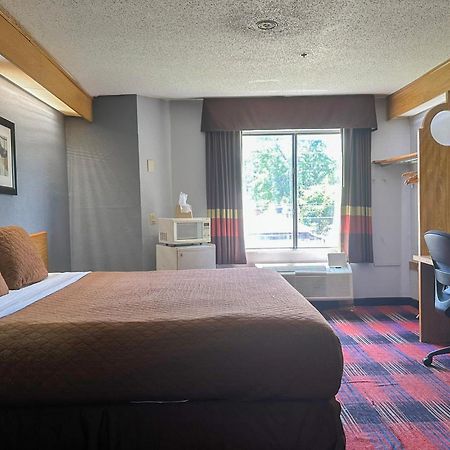 Classic Inn By Oyo I- 240 Near Memphis Airport Buitenkant foto